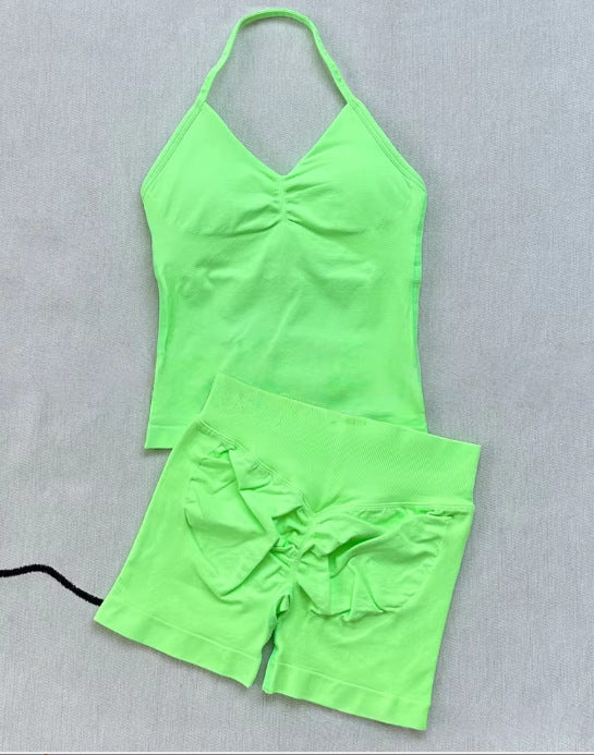 Fashionable Seamless Womens Fitness Shorts Set